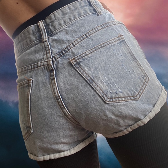 High waist button-up jean shorts - Picture 4 of 7